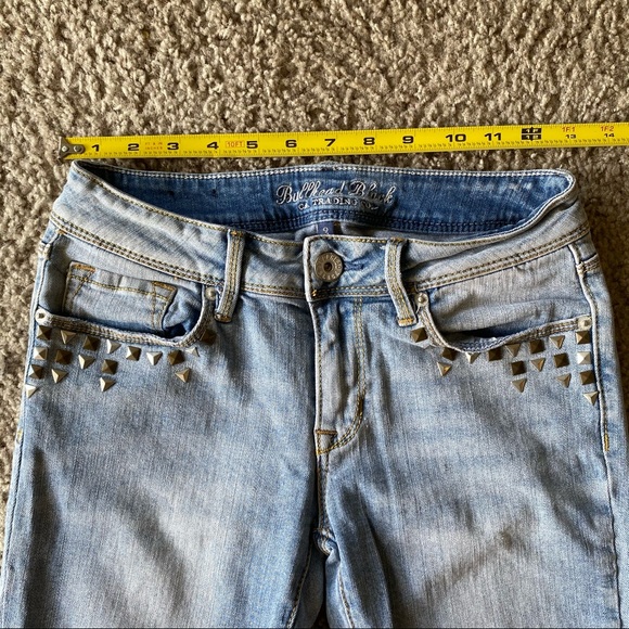 Light Wash Studded Skinny Jeans - Picture 8 of 8